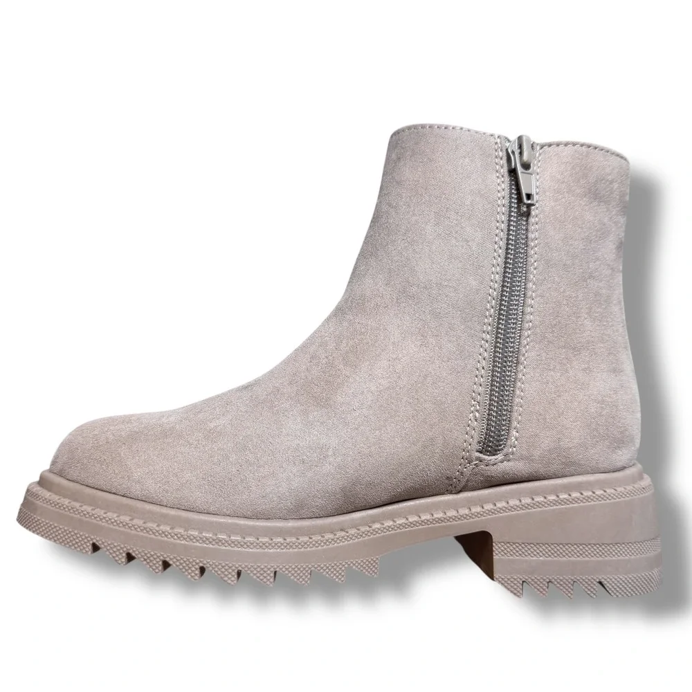 Madden Girl PAMELA Girls Boots Taupe Lace Up Ankle Boot Kid Sz 1 Rhinestone NEW